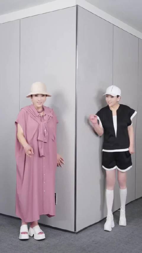 倘若时光倒流，与二十岁的自己不期而遇，你会递上哪句肺腑之言？