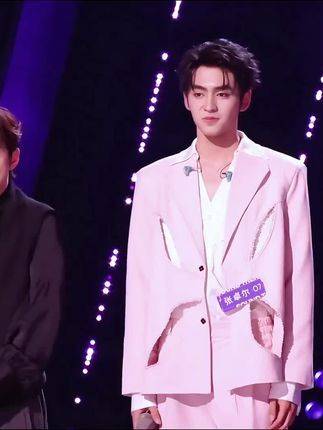 何老师本期解锁了哪种人格设定？笑到停不下来！