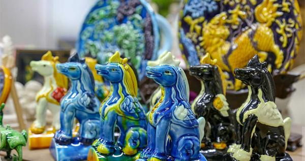 高平市非遗技艺添活力 琉璃天马迎新春