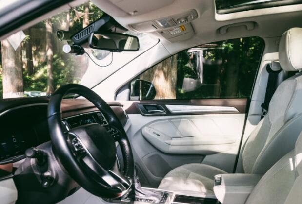 7座车春节高速免费吗  春节高速七座车免过路费吗