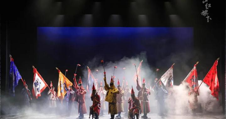 旧京幻梦，马年新章