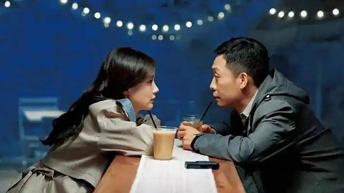 《狂飙》之后,各位主演的片酬变化,张颂文和高叶成最大赢家