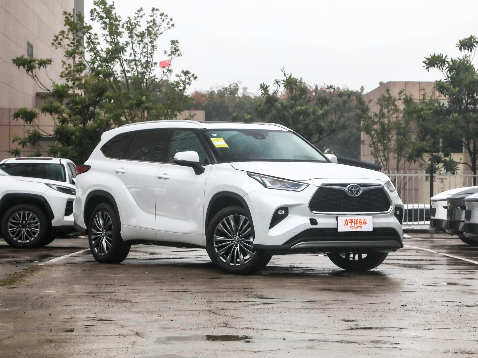 汉兰达和昂科威配置、空间和价格的全方位对比