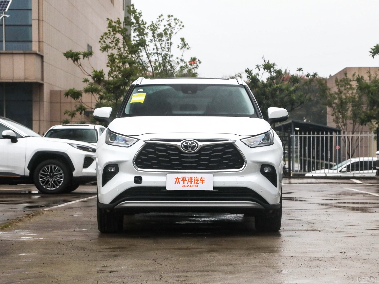 汉兰达实用测评:家庭出行场景下的真实表现