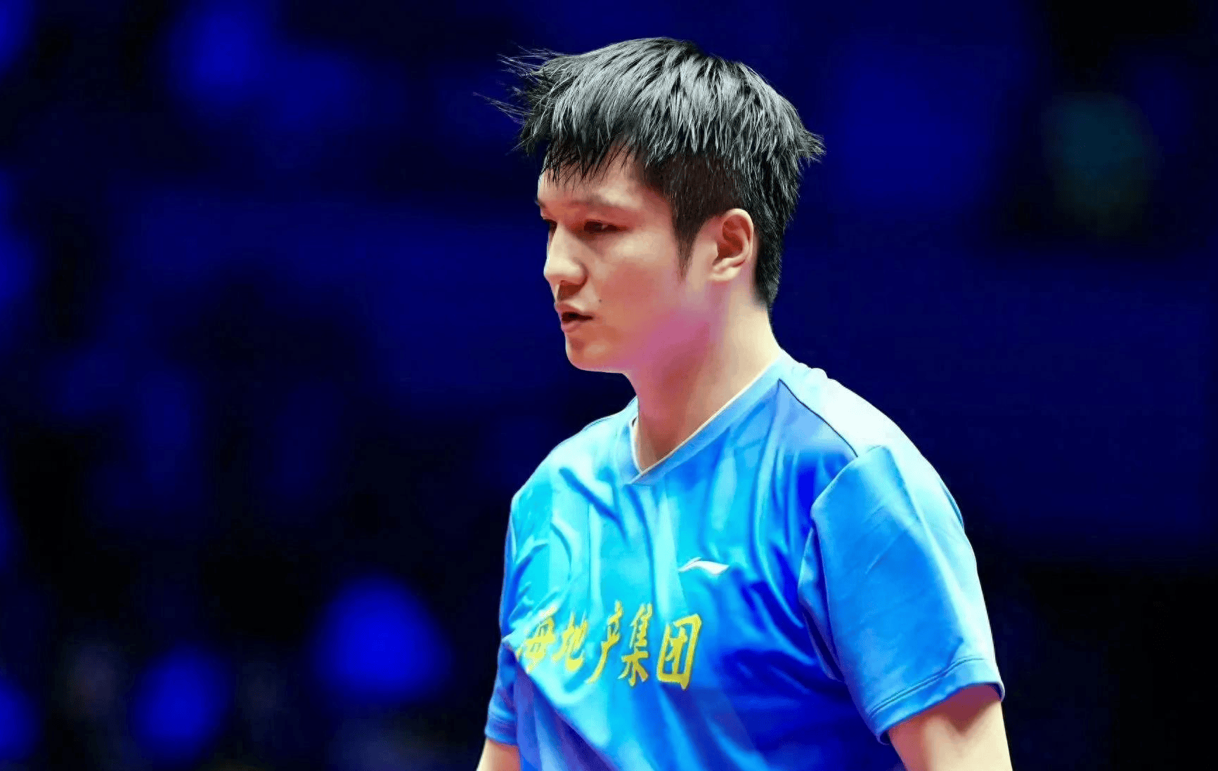 乒超联赛战报：樊振东贡献两分 力挽狂澜 孙颖莎做场外 蒯曼率队横扫_对手_比赛日_覃予萱