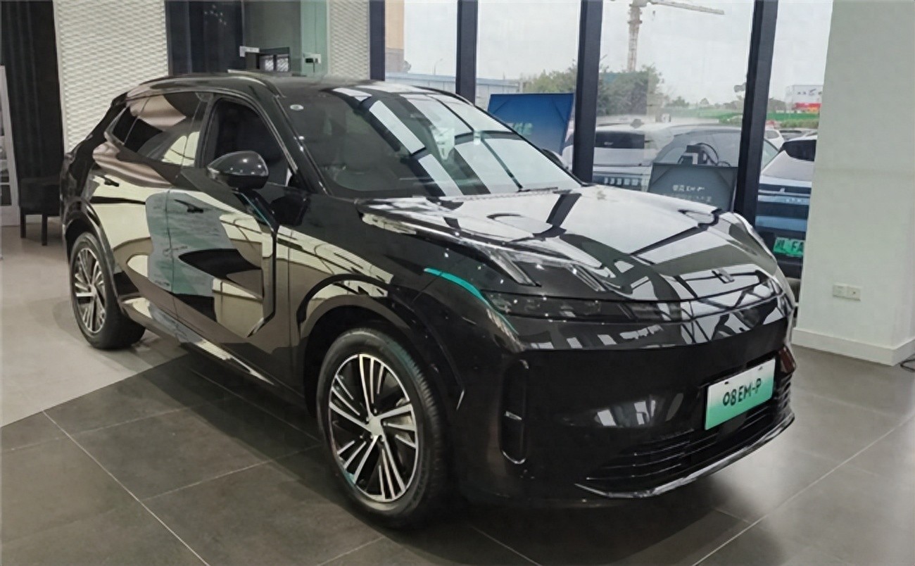 对比做工用料之后,领克08EM-P、唐DM-i、理想L6印象更清晰了