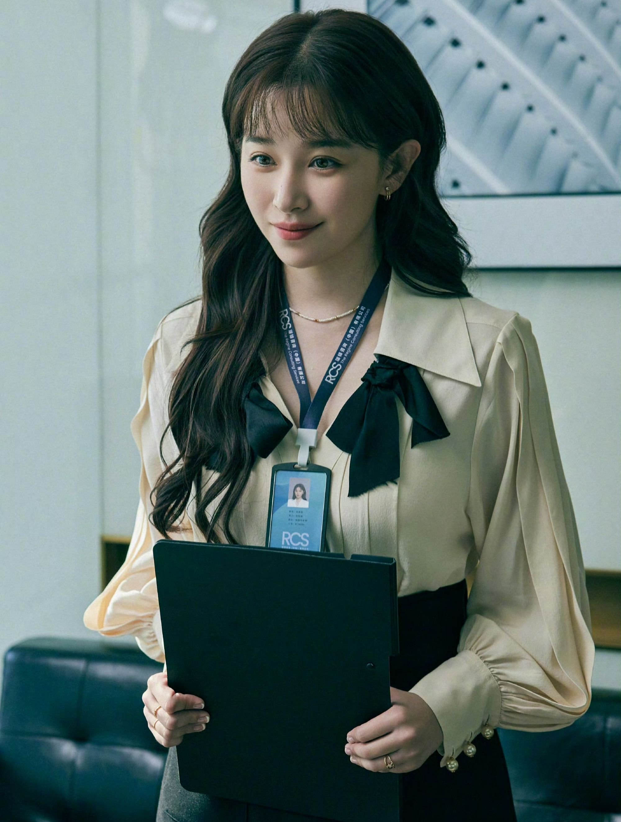 37岁阚清子产后30天复工:那个说“你爱大海”的女孩,活成了自己的靠山