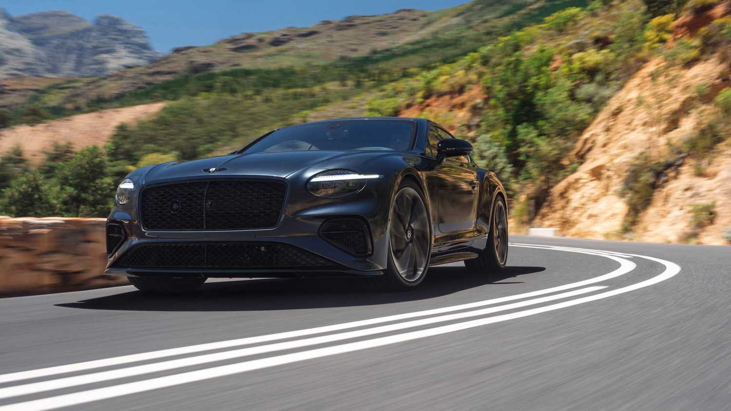 新款宾利欧陆GT S/GTC S发布：V8混动加持，纯电可跑48公里