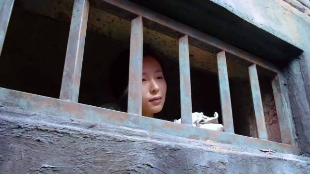 看看高智商囚犯是如何越狱的！ 电影：《消失的凶手》