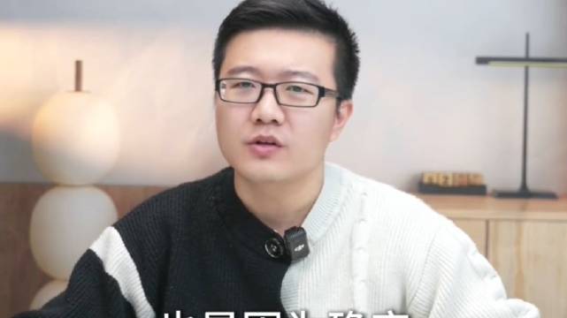 莱维评梁靖崑双打能力弱，称其国乒主力中最差