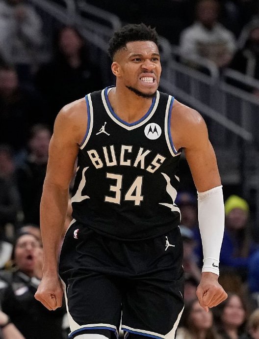 雄鹿队对交易字母哥持什么态度，他们的要价底线是什么？