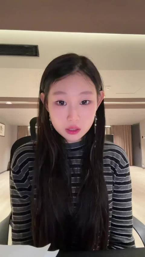 沈佳润转音获赞，舒适区演绎R&B微醺感