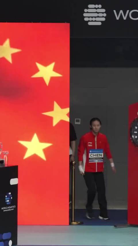 陈芋汐含泪坦言想逃，终以强大心理重返10米台