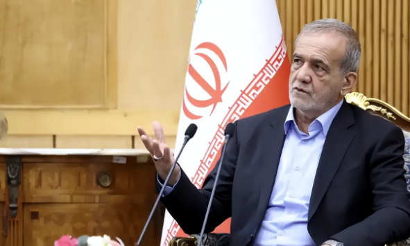 林肯号航母中东调整部署施压伊朗 中俄防长通话协同维护地区博弈平衡