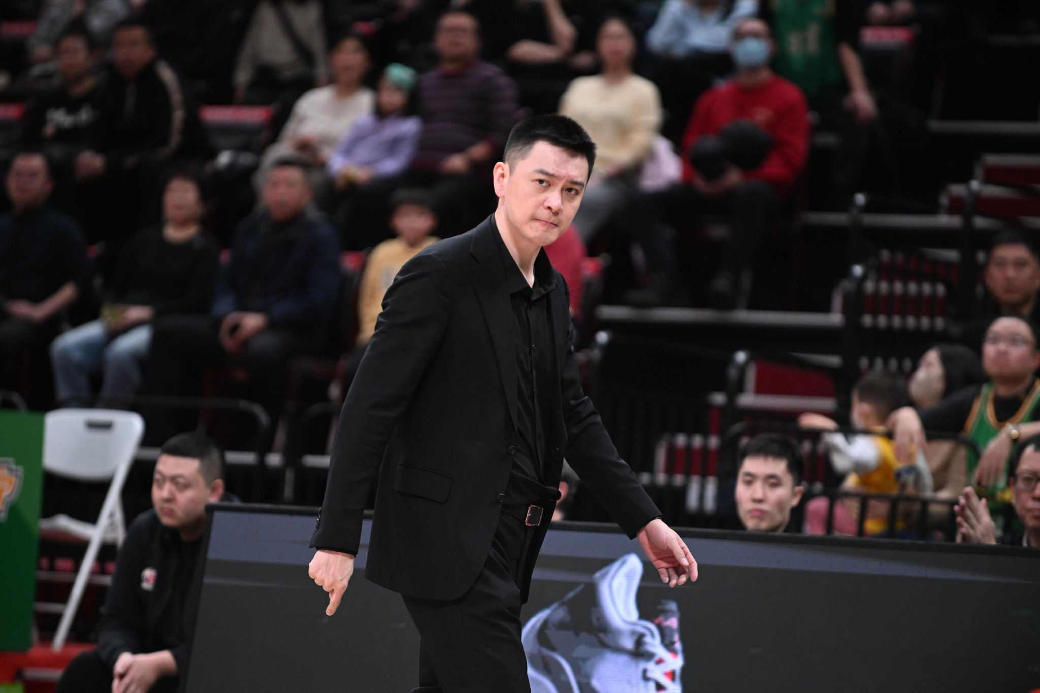 辽篮主帅杨鸣辞职_ 文体_新闻中心_沈阳网