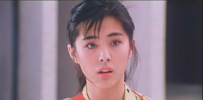 王祖贤年轻时到底有多美？看完这些照片你就知道了_游园_上海_青蛇