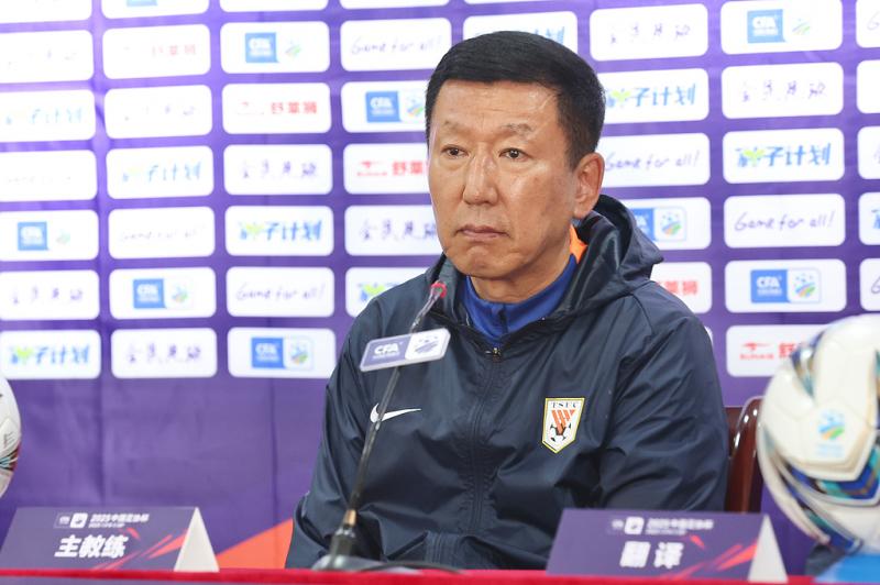 中超：山东泰山主帅崔康熙被停赛1场、罚款1万元