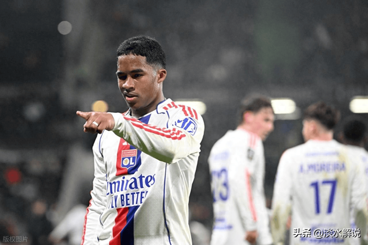 新王降临，恩德里克火力全开征服法甲，里昂球迷收获巴西瑰宝