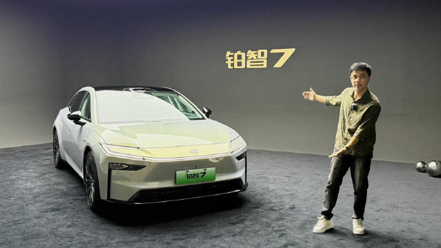 谁适合买铂智7，同质化严重的电车，我们到底更看重什么？