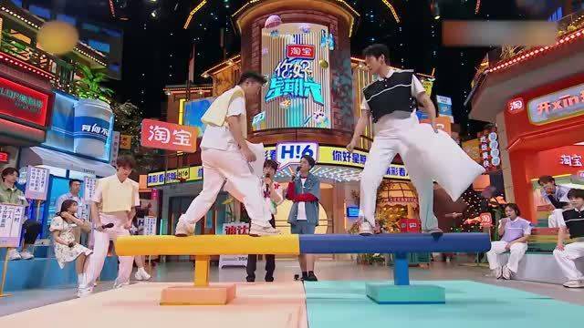 又菜又爱玩！大勋连续三次猜拳输掉被打，还吐槽杨迪没劲