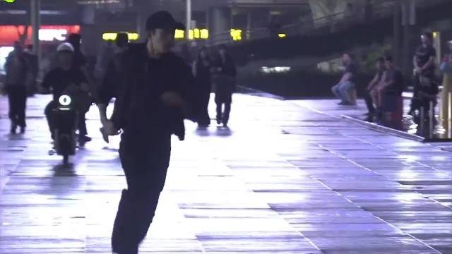 张艺谋新片《惊蛰无声》启用杨幂，10年后她称很满足