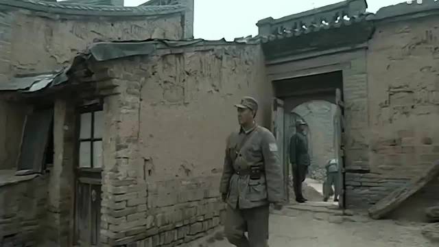 李云龙获钱伯钧反水消息，戒备助友军除害