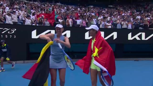 张帅搭档梅尔滕斯直落两盘夺澳网女双冠军