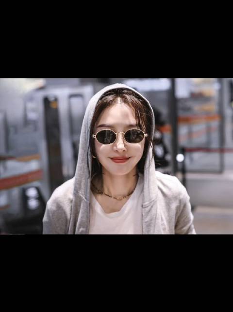 我从未如此相信 如此确定谁会是我的宿命 直到了你降临