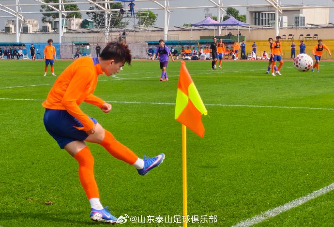 山东泰山队在海口冬训的热身赛战绩和具体比分是怎样的？