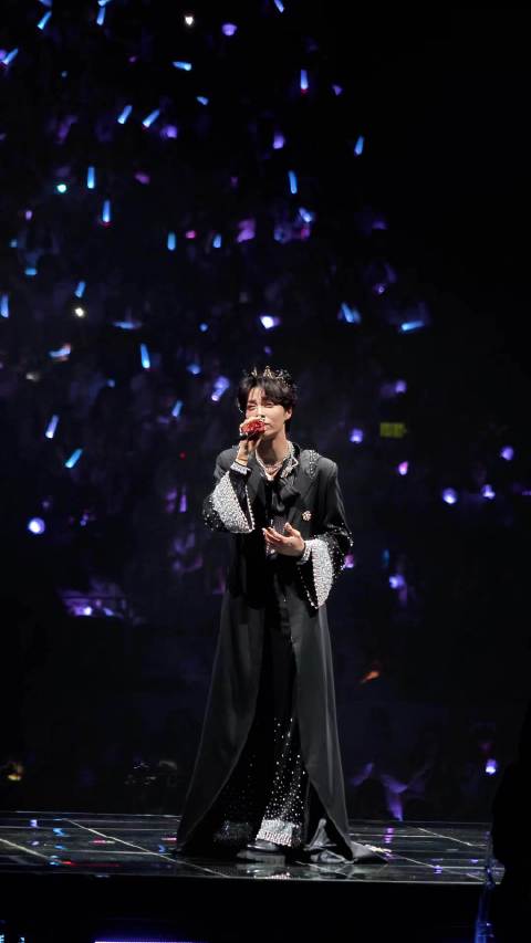 陈立农成都演唱会献唱《成都》