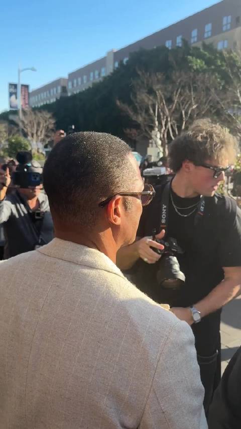 CNN前主播唐·莱蒙被指参与教堂骚乱，面对质问缄口不言