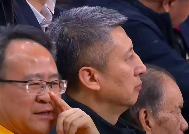 内线双塔+外线新锐——中国男篮战胜日本的“基本盘”猜想