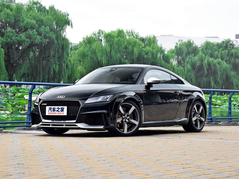 卡迪拉克 xts 空间够大吗