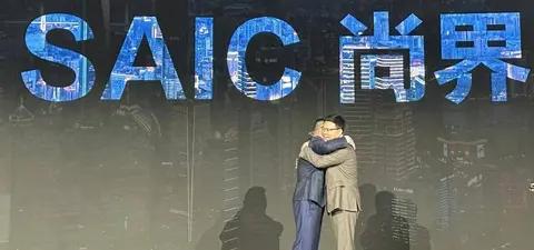 霸主的烦恼：当所有人都盯上了那个王座