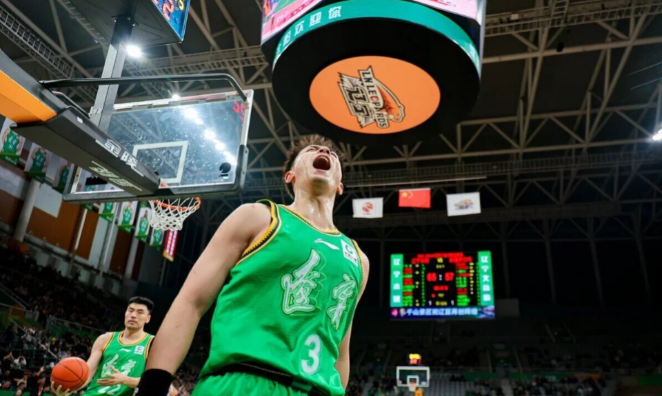 辽篮新帅：失去杨鸣损失巨大 艰难时刻需二老扛旗