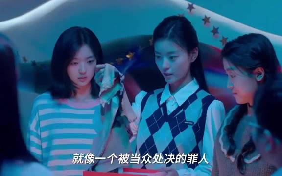 男生雪地霸气维护被欺凌女生，称你只需做自己