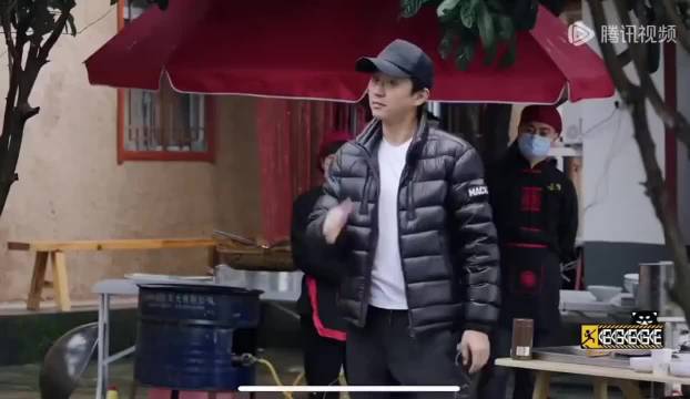 邓超玩你比划我来猜游戏，这一段太搞笑了，哈哈