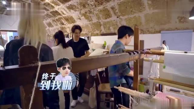 秦岚一次性狂买三个包，钟汉良颤抖砍价太搞笑