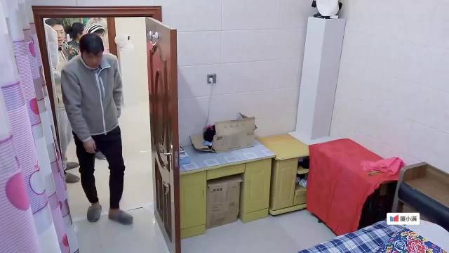 王勉抱着鹿晗睡觉！直言：此生无憾了！真是让人嘎嘎羡慕丨五哈