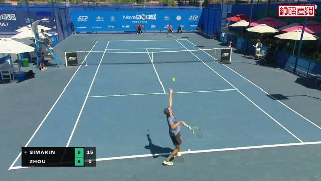 讨论比赛观感不佳及萨巴伦卡表现细节，还有信号问题与策略讨论