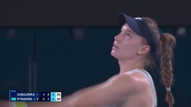 莱巴金娜2-1逆转萨巴伦卡首夺澳网女单冠军