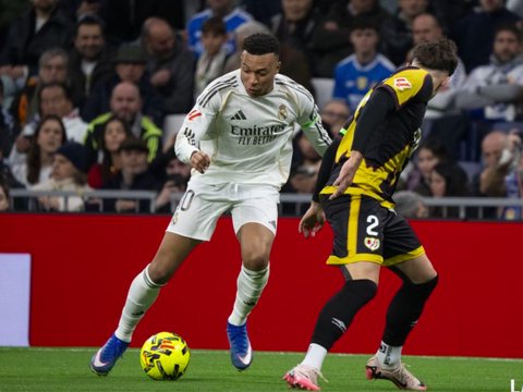 11打10！100分钟点球绝杀 13.5亿豪门2-1险胜倒第五 豪取6连胜