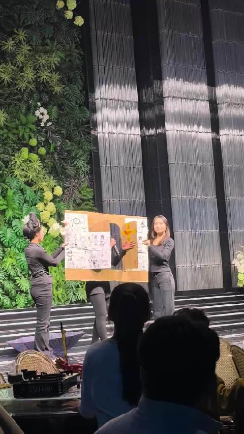 年会小品版《雨爱》爆笑上演，观众直呼杨丞琳想参演