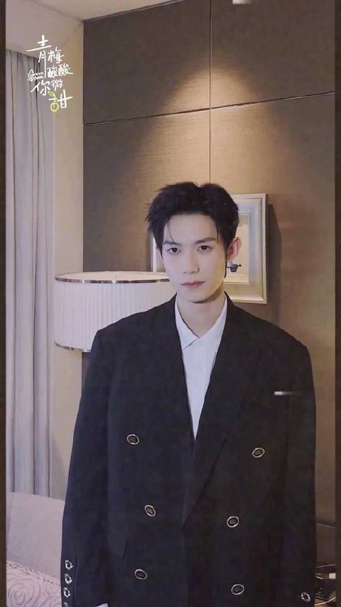 王一钧多剧搭档实力派演员，塑造多个精彩角色