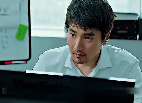 男子发现难缠客户是老同学，反遭羞辱