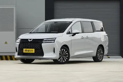 体验五菱星光730 PHEV:家用MPV的全能选手?