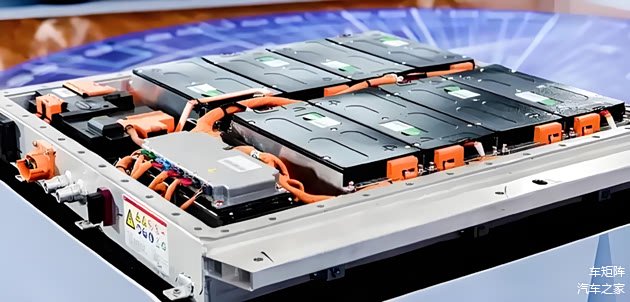 新能源车电池耐用度有多久?4年或衰减25%,增程车电池被曝更明显