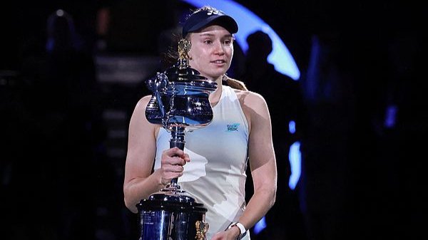 澳网时隔四年再夺女单大满贯,历经教练虐待风波的莱巴金娜重返顶尖行列