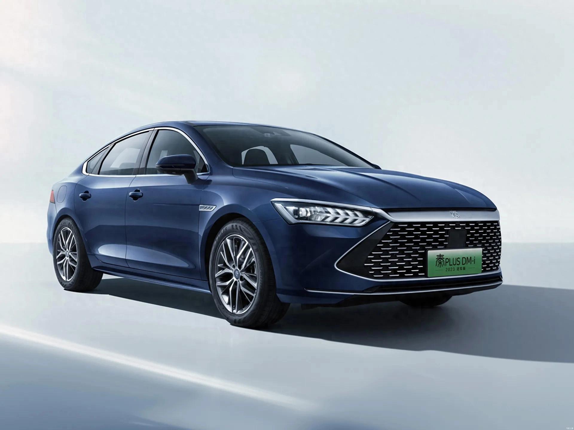 年轻人首购必看!2025年十款高性价比神车推荐,闭眼入不踩雷