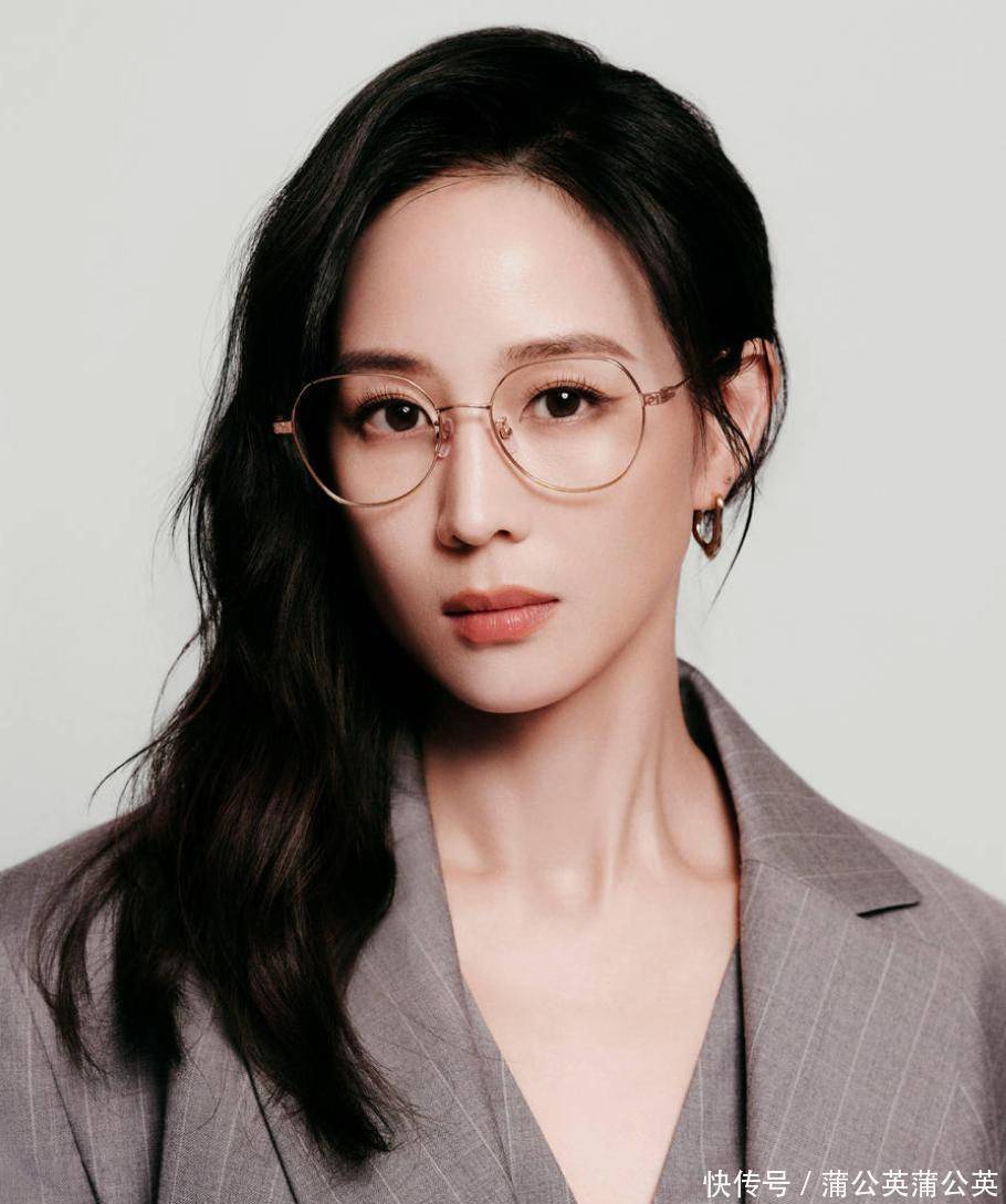 43 岁肌肤通透状态封神！张钧甯德国出生，坦言后悔分手法赵又廷